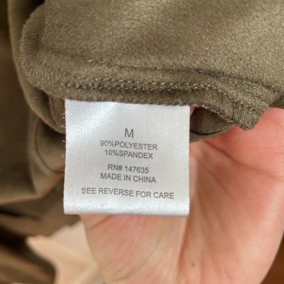 Romeo & Juliet Couture Light Jacket Size Medium - Picture 3 of 6